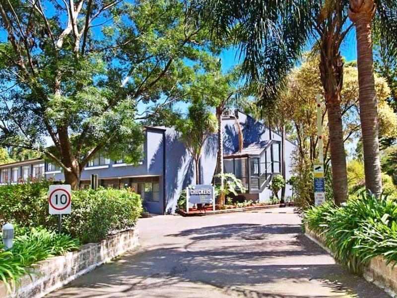 Checkers Resort Terrey Hills Exterior photo